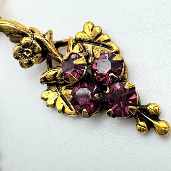 Avon Gold-Tone Dangle Drop Earrings Purple Rhinestones Grape Motif Vtg MCM - Picture 2 of 10